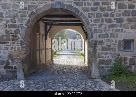 Entrée, arche, porte du monastère Michaelstein, Blankenburg, Saxe-Anhalt Banque D'Images