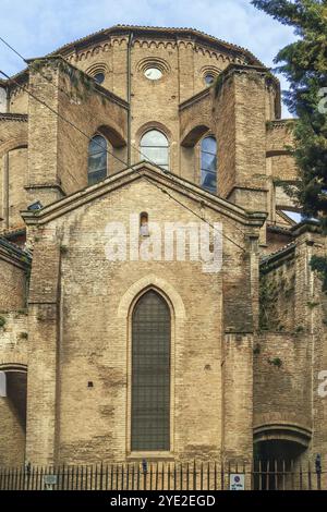 Basilique Saint François est une église historique de la ville de Bologne dans le nord de l'Italie. Vue depuis l'abside Banque D'Images