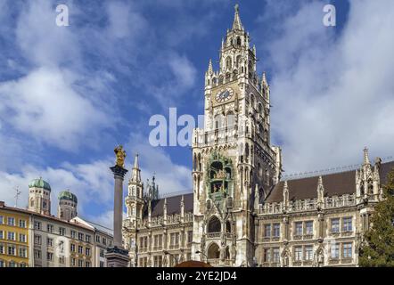 New Town Hall est un hôtel de ville situé dans la partie nord de Marienplatz à Munich, Bavière, Allemagne, Europe Banque D'Images