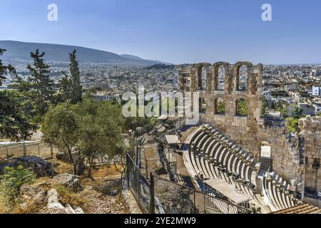 L'Odéon d'Hérode Atticus est une structure de théâtre en pierre située sur le versant sud-ouest de l'Acropole d'Athènes, Grèce, Europe Banque D'Images