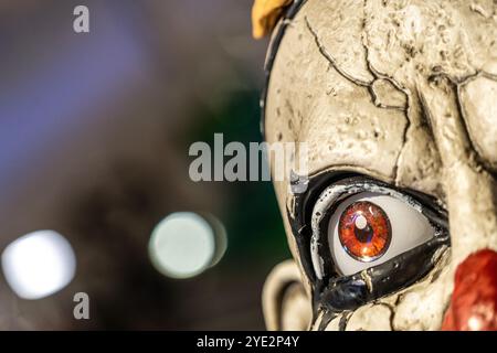 Oslo 20241028. Costumes, masques et accessoires d'Halloween exposés dans le magasin Mye Morro de Manglerud Senter photo : Thomas Fure / NTB Banque D'Images