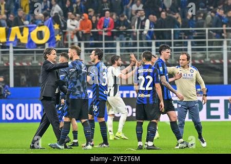 Milan, Italie. 27 octobre 2024. Les joueurs de l'Inter ont vu après la série A match entre l'Inter et la Juventus à Giuseppe Meazza à Milan. Banque D'Images