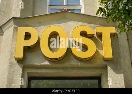 Ancien logo, Post, Residenzstraße, Reinickendorf, Berlin, Allemagne Banque D'Images