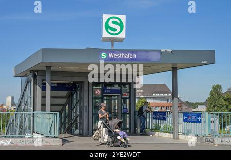 Station de S-Bahn Westhafen, Moabit, Mitte, Berlin, Allemagne Banque D'Images