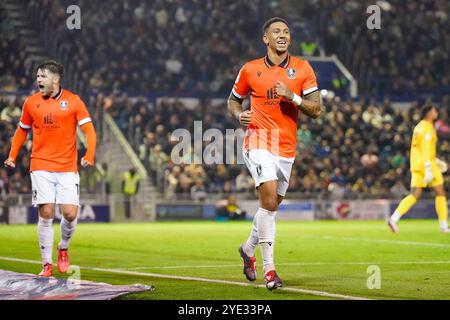 Portsmouth, Royaume-Uni. 25 octobre 2024. Le défenseur de Sheffield Wednesday Liam Palmer (2) célèbre son deuxième but lors du match du Portsmouth FC vs Sheffield Wednesday FC Sky Bet EFL Championship à Fratton Park, Portsmouth, Angleterre, Royaume-Uni le 25 octobre 2024 Credit : Every second Media/Alamy Live News Banque D'Images