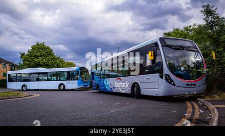 Arriva Kent Thameside - bus Fastrack - Wrightbus Streetlite Banque D'Images