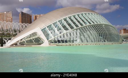 Valencia, Espagne - 14 août 2023 : L'hémisphère à la Cité des Arts et des Sciences de Valence, Espagne. Banque D'Images