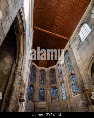 Eglise collégiale catholique Saint-Vulfran, Abbeville, Nord de la France. Banque D'Images