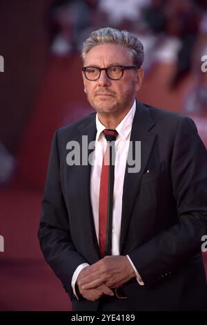 Rome, Italie. 26 octobre 2024. ROME, ITALIE - OCTOBRE 26 : Sergio Castellitto assiste au tapis rouge 'Conclave' lors du 19ème Festival du film de Rome à l'Auditorium Parco Della Musica le 26 octobre 2024 à Rome, Italie. Crédit : dpa/Alamy Live News Banque D'Images
