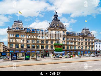 Façade du magasin du Nord à Copenhague, Danemark, un grand magasin installé dans un bâtiment Renaissance sur la place Kongens Nytorv. Banque D'Images
