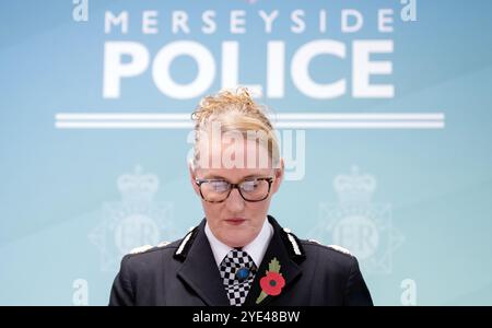 Serena Kennedy, chef de la police de Merseyside, fournit une mise à jour de l'enquête sur les meurtres de Bebe King, six ans, Elsie Dot Stancombe, sept ans, et Alice Dasilva Aguiar, neuf ans, et les tentatives de meurtre de huit enfants et deux adultes à Southport le 29 juillet, au siège de la police de Merseyside, Liverpool. Axel Rudakubana, 18 ans, qui est accusé du meurtre au couteau de trois filles dans un cours de danse sur le thème Taylor Swift à Southport, a été inculpé d'un délit terroriste et de la production de ricin toxique mortel qui a été trouvé chez lui, le chef de la police de Merseyside Banque D'Images