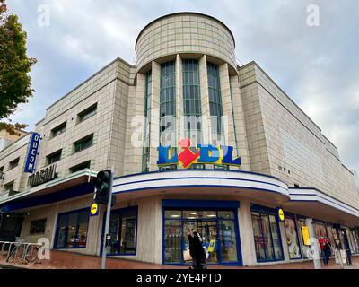 Supermarché Lidl et cinéma Odeon sur Union Street. Bristol, Angleterre, Royaume-Uni. 29 octobre 2024. Banque D'Images