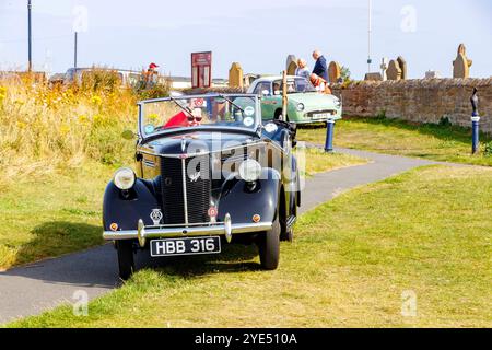 Vintage 1939 Ford Prefect cabriolet HBB316 au salon de voiture classique newbiggin sur mer northumberland royaume-uni Banque D'Images