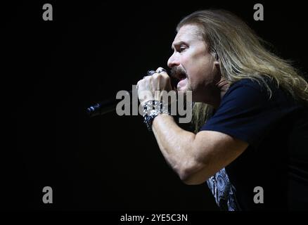 Zagreb, Croatie. 29 octobre 2024. James Labrie du groupe de rock Dream Theater se produit lors d'un concert à l'Arena Zagreb le 29 octobre 2024 à Zagreb, Croatie. Photo : Marko Prpic/PIXSELL crédit : Pixsell/Alamy Live News Banque D'Images