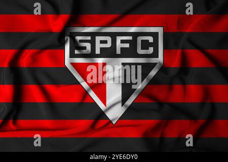 Pringsewu, lampung 30 octobre 2024 ; Sao Paulo football club, focus sélectif logo drapeau texture fond du championnat brésilien Serie A. Banque D'Images