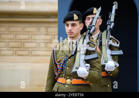 Garde devant le Palais grand-ducal, résidence officielle du Grand-Duc de Luxembourg. Banque D'Images