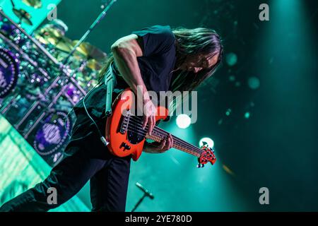 Octobre 29. 2024. Arena Zagreb, - la performance du Dream Theater, un groupe de metal progressif américain de Boston Banque D'Images