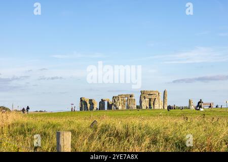 Monument de Stonehenge lors d'un après-midi en Angleterre Banque D'Images