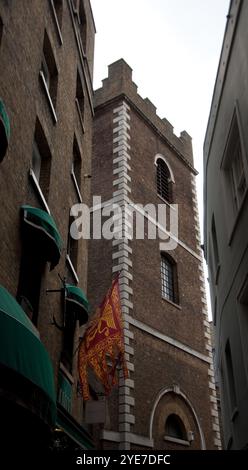 Tower, St Mary at Hill Church, ville de Londres, Angleterre, Royaume-Uni. St Mary-at-Hill est une église paroissiale de l'Église d'Angleterre dans la ville de Londres. Banque D'Images