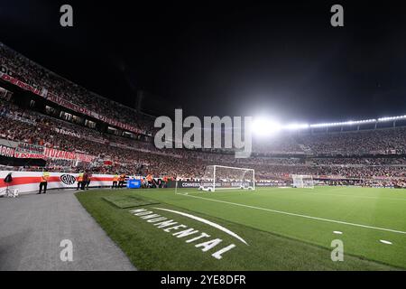 BUENOS AIRES, ARGENTINE - OCTOBRE 29 : une vue générale du stade et des fans de River Platependant la Copa CONMEBOL Libertadores 2024 demi-finale deuxième Banque D'Images