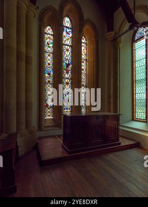 10 23 2024 intérieur de l'église afghane est l'église de Saint Jean l'évangéliste, Navy Nagar Colaba Mumbai Maharashtra Inde Banque D'Images