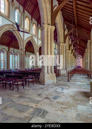 10 23 2024 intérieur de l'église afghane est l'église de Saint Jean l'évangéliste, Navy Nagar Colaba Mumbai Maharashtra Inde Banque D'Images