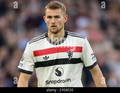 Londres, Royaume-Uni. 27 octobre 2024. West Ham United v Manchester United - premier League - London Stadium. Matthijs de Ligt de Manchester United. Crédit photo : Mark pain / Alamy Live News Banque D'Images