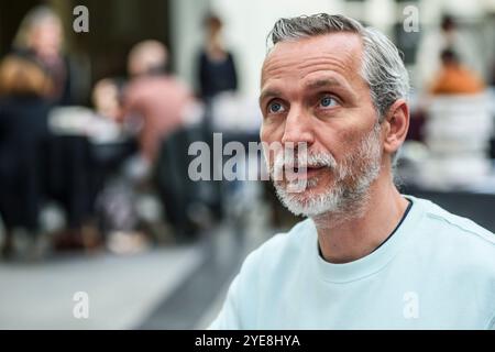 Salon Iris Noir de Bruxelles - salon spécialisé dans le roman noir et le Polar | Iris noir salon du livre et écrivains à Bruxelles Banque D'Images
