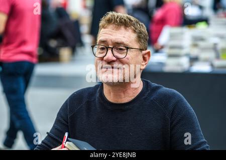 Salon Iris Noir de Bruxelles - salon spécialisé dans le roman noir et le Polar | Iris noir salon du livre et écrivains à Bruxelles Pix : Nicolas Lebel Banque D'Images