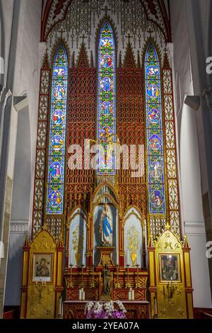 Intérieur de la Cathédrale Joseph à Hanoi ; Hanoi, Vietnam Banque D'Images