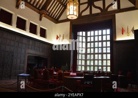 Potsdam, Allemagne - 29 octobre 2024 - la table de conférence de la Conférence de Potsdam 1945 au Palais Cecilienhof. (Photo de Markku Rainer Peltonen) Banque D'Images