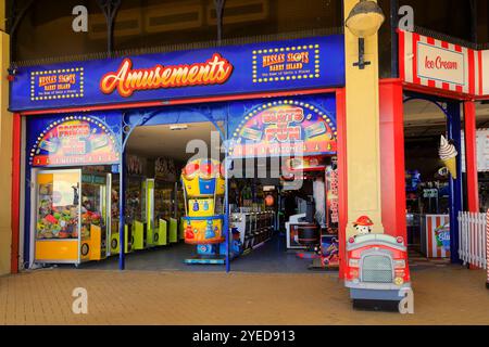 Nessa's Slots Amusement Arcade, Barry Island, pays de Galles du Sud. 2024. Emplacement de Gavin et Stacey TV. Banque D'Images