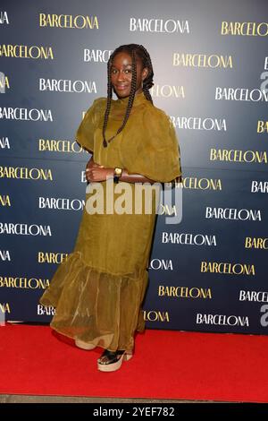 Heather Agyepong assiste à l'ouverture de la soirée de gala de 'Barcelona' au Duke of York's Theatre à Londres, avec Lily Collins et Alvaro morte. Crédit : John Davies/Alamy Live News Banque D'Images