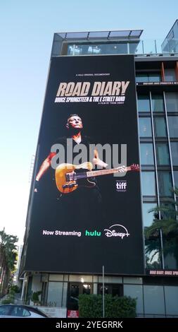 Los Angeles, Californie, États-Unis 29 octobre 2024 Bruce Springsteen Road Diary Billboard on Sunset Blvd le 29 octobre 2024 à Los Angeles, Californie, États-Unis. Photo de Barry King/Alamy Stock photo Banque D'Images