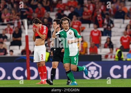 Ayase Ueda vue en fête après avoir marqué un but lors d'un match de Ligue des champions de l'UEFA entre les équipes de SL Benfica et Feyenoord (Maciej Rogowski) Banque D'Images