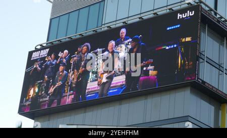 Los Angeles, Californie, États-Unis 29 octobre 2024 Bruce Springsteen Road Diary Billboard on Sunset Blvd le 29 octobre 2024 à Los Angeles, Californie, États-Unis. Photo de Barry King/Alamy Stock photo Banque D'Images