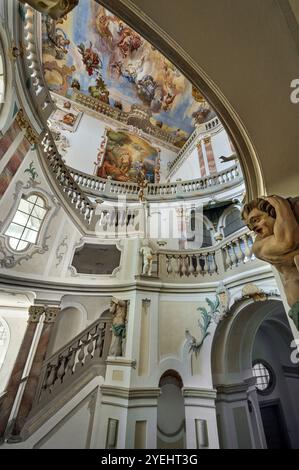 Fresques dans l'escalier baroque de 1723, château de Wurzach, Bad Wurzach, Allgaeu, Bade-Wuertemberg, Allemagne, Europe Banque D'Images