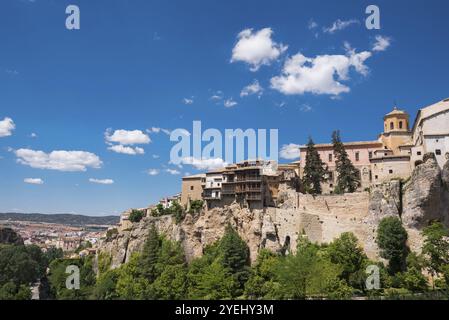 Maisons suspendues à Cuenca, Espagne, Europe Banque D'Images