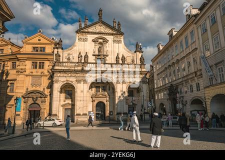 Église de Salvator dans le vieux Prague Tchéquie le jour ensoleillé Banque D'Images