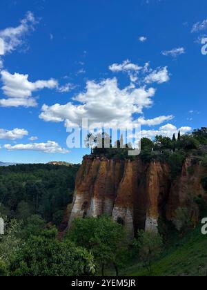 Le sentier des Ocres - Roussillon Banque D'Images