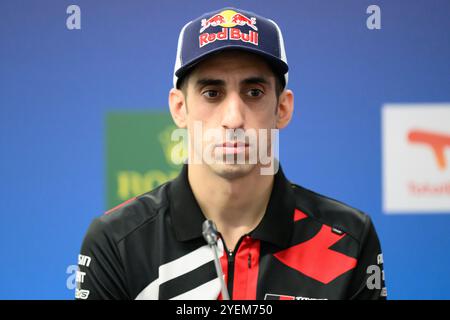 Sakhir, Bahreïn. 31 octobre 2024. Toyota Gazoo Racing No.8 Hypercar - Toyota GR010 - Hybrid, Sébastien Buemi (CHE), lors de la conférence de presse. Ahmad Al Shehab/Alamy Live News. Banque D'Images