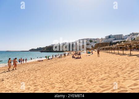 Portugal, région de l'Algarve, Albufeira, Praia do Peneco (plage) Banque D'Images