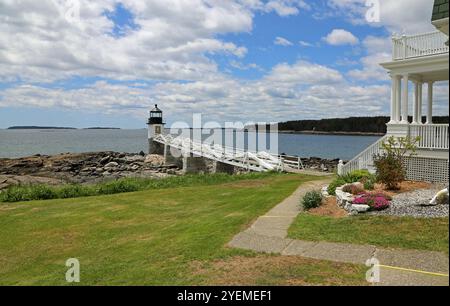 Paysage avec Marshall point, Maine Banque D'Images