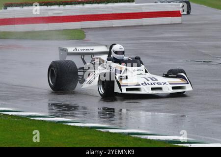 Surtees-Cosworth TS19, John Surtees Celebration, un défilé de voitures et de motos qui a figuré dans sa carrière en sport automobile en tant que pilote, pilote et équipe O. Banque D'Images