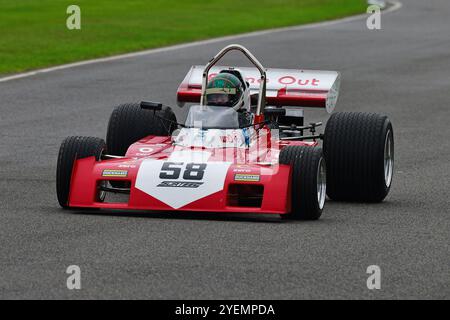 Surtees Cosworth TS9B, John Surtees Celebration, un défilé de voitures et de motos qui a figuré dans sa carrière en sport automobile en tant que pilote, pilote et équipe O. Banque D'Images