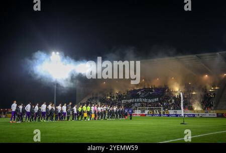 Tubize, Belgique. 31 octobre 2024. Les joueurs d'Anderlecht photographiés au départ d'un match de football entre le club de troisième division Tubize-Braine-le-Comte et le club JPL RSC Anderlecht, jeudi 31 octobre 2024 à Tubize, dans la manche 1 de 16 de la coupe belge de football 'Croky Cup'. BELGA PHOTO VIRGINIE LEFOUR crédit : Belga News Agency/Alamy Live News Banque D'Images