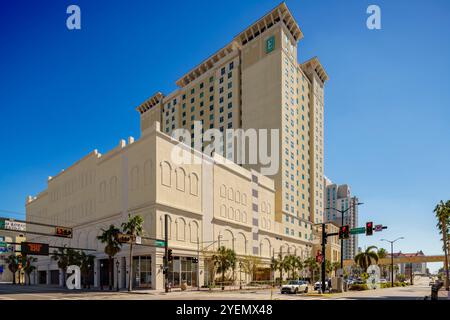 Tampa, Floride, États-Unis - 24 octobre 2024 : photo Embassy Suites by Hilton Tampa Downtown Convention Center 2024 Banque D'Images