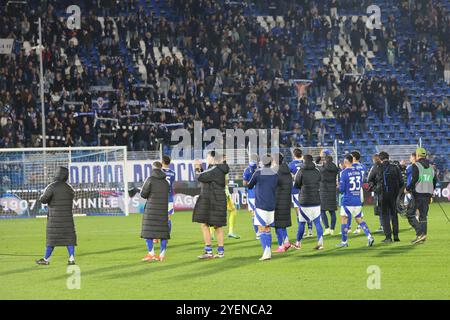 Como, Italie. 31 octobre 2024. ComoÕs la fin du match de football Serie A Enilive 2024/2025 entre Côme et Lazio au stade Giuseppe Sinigaglia de Côme, dans le nord de l'Italie - jeudi 31 octobre 2024. Sport - Football. (Photo de Antonio Saia/LaPresse) crédit : LaPresse/Alamy Live News Banque D'Images