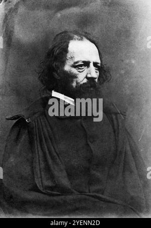 Portrait du poète anglais Alfred Lord Tennyson par le photographe suédois Oscar Gustave Rejlander. Rejlander était un pionnier de la photographie, connu pour son talent dans les doubles expositions et le montage photo. Bien qu'il n'ait pas inventé l'un ou l'autre processus, il les a développés à un niveau très avancé. Cette photo est de 1862. Banque D'Images