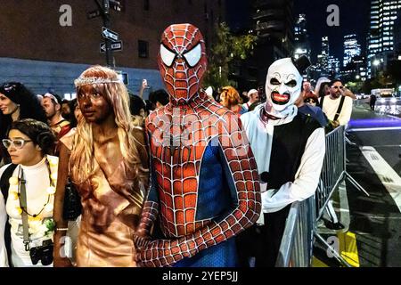 New York, États-Unis. 31 octobre 2024. 51e parade annuelle d'Halloween dans le Greenwich Village de Manhattan. Crédit : Enrique Shore/Alamy Live News Banque D'Images